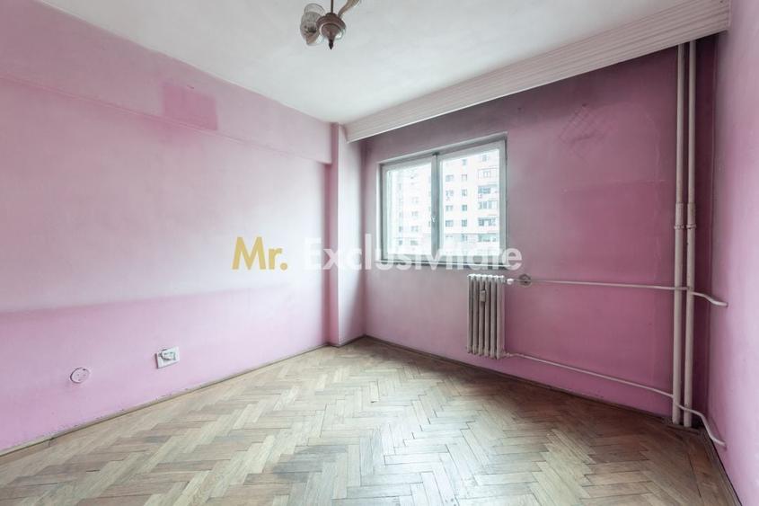 Apartament cu 3 camere decomandat în Găvana