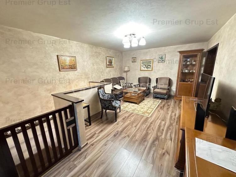Apartament cu 3 camere decomandat, mobilat în Central
