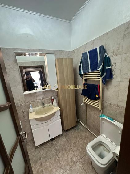Casă individuală cu 2 camere cu Canalizare în Tineretului