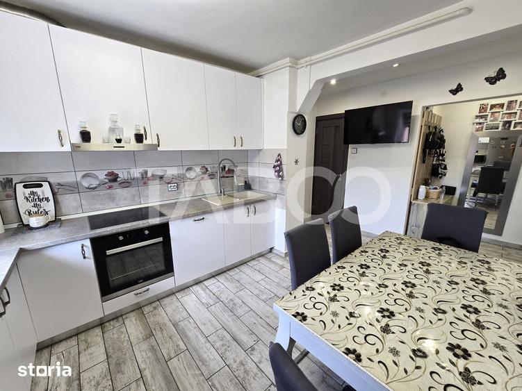 Apartament cu 3 camere decomandat în Mihai Viteazul