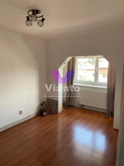 Apartament cu 2 camere decomandat în Ștrand