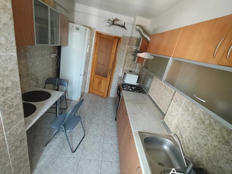 Inchiriez apartament 3 camere, Pacurari - 3