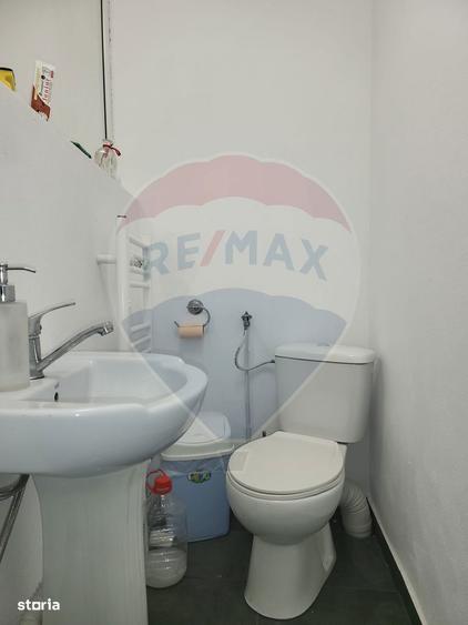 Spațiu comercial, de 160 mp, în Central