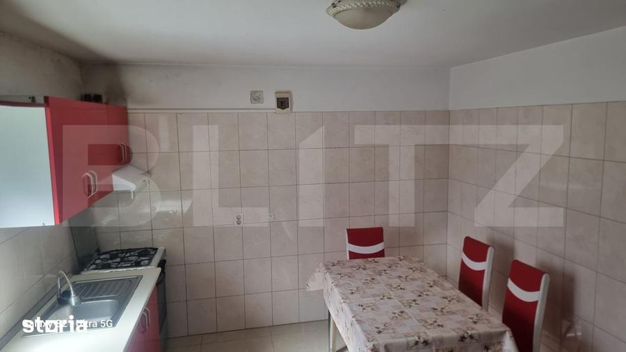 Casă cu 5 camere cu Teren 724 Mp în Drăgănești