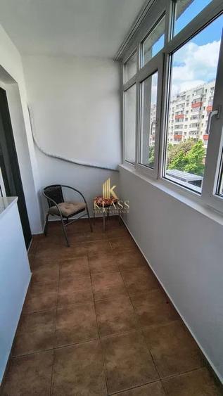 Apartament cu 2 camere semidecomandat, mobilat în Turda
