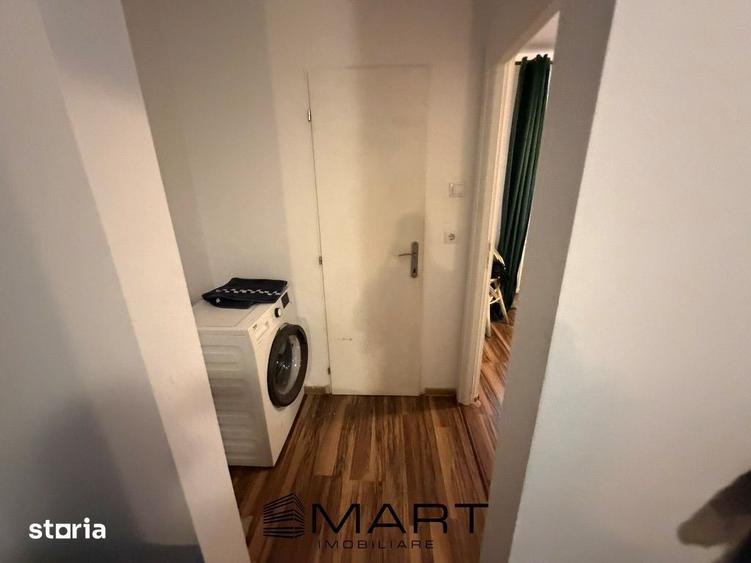Apartament cu 3 camere semidecomandat, mobilat în Mihai Viteazul