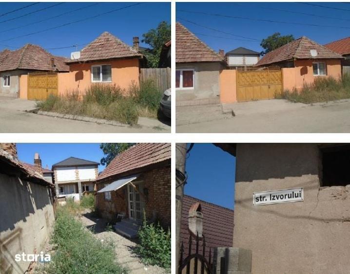 Casă cu 2 camere cu Teren 263 Mp în Central