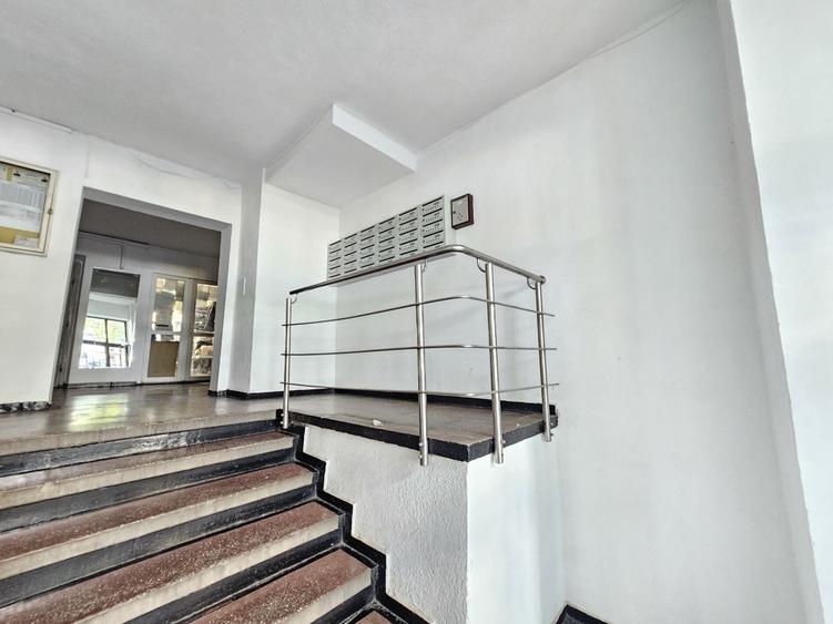 Apartament cu 2 camere decomandat, mobilat în Octavian Goga