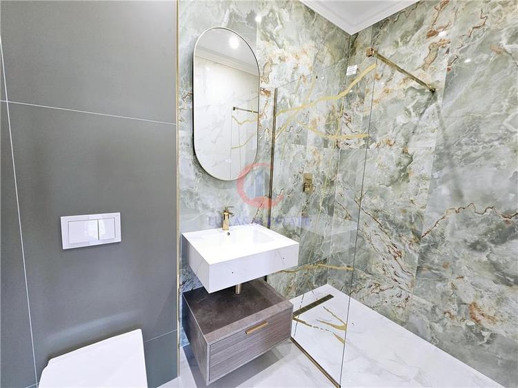 Duplex cu 4 camere cu Canalizare în Dumbrăvița