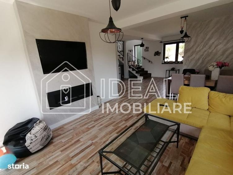 Casă cu 4 camere în Poplaca