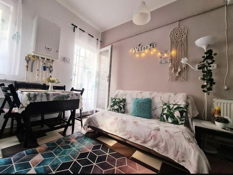 Apartament cu 2 camere semidecomandat în Năvodari