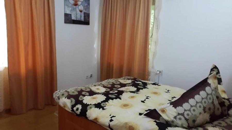 Casă individuală cu 5 camere cu Teren 540 Mp în Caragiale