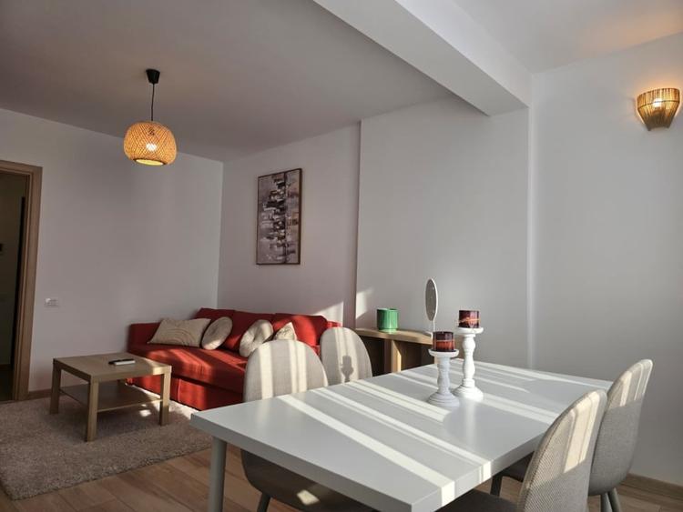 Apartament cu 2 camere decomandat în Otopeni
