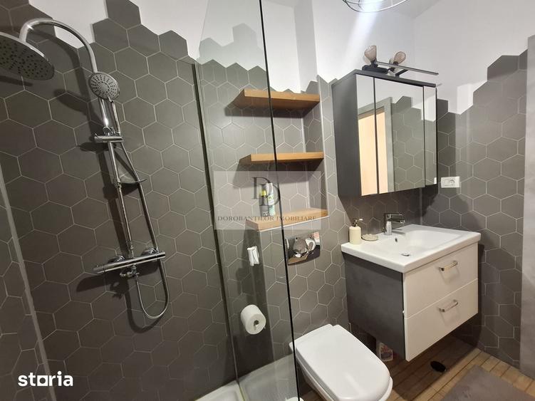 Apartament cu 2 camere semidecomandat în Borhanci