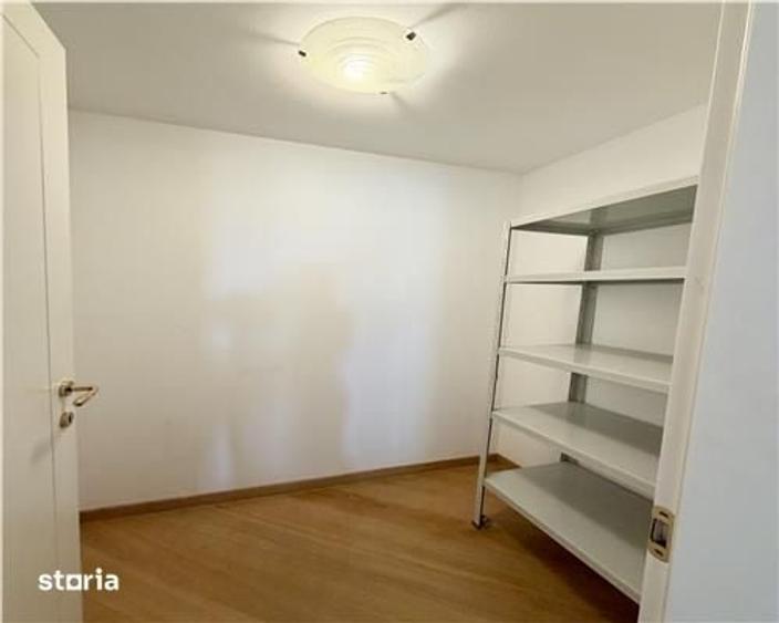 Apartament cu 3 camere în Calea Dumbrăvii