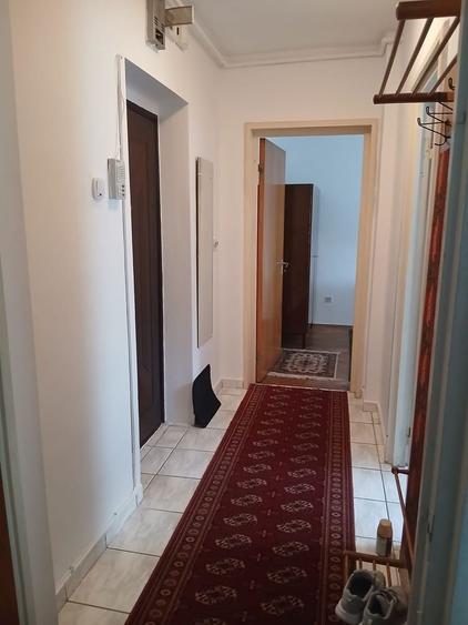Inchiriez ap 4 camere Gura Campului, Baznei - 2