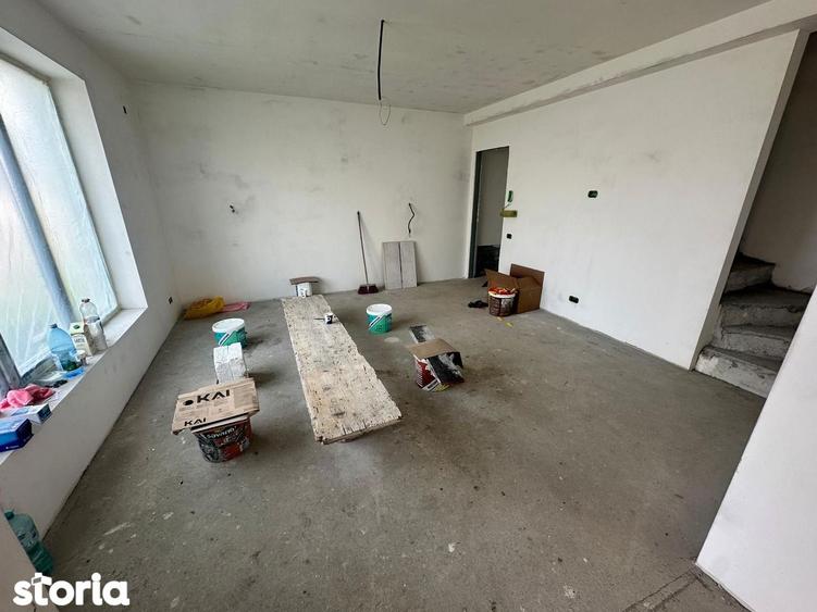 Casă cu 4 camere cu Teren 130 Mp în Central