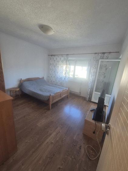 Garsonieră decomandată în Rogerius