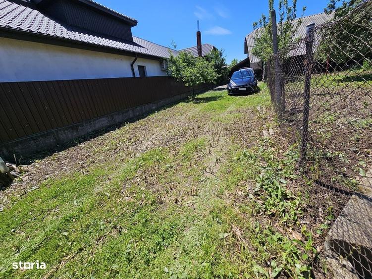 Casă cu 3 camere cu Teren 1330 Mp în Păunești