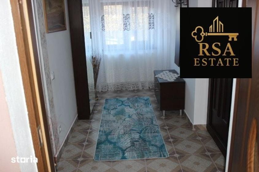 Casă cu 4 camere cu Teren 2804 Mp în Pietrari
