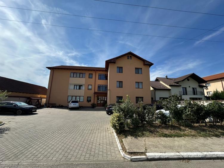 Apartament cu 3 camere decomandat în Unirii