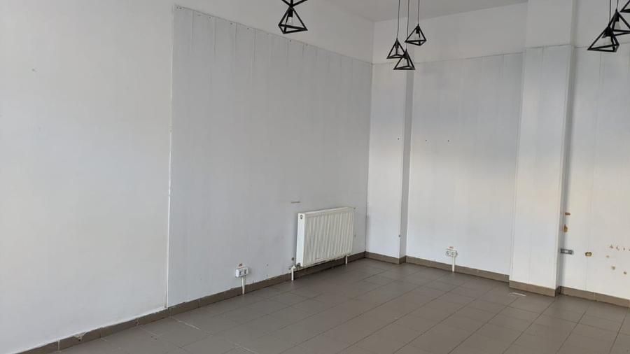 Spațiu comercial, de 69 mp, în Mărăței