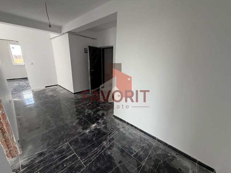 Apartament cu 3 camere semidecomandat în Giroc