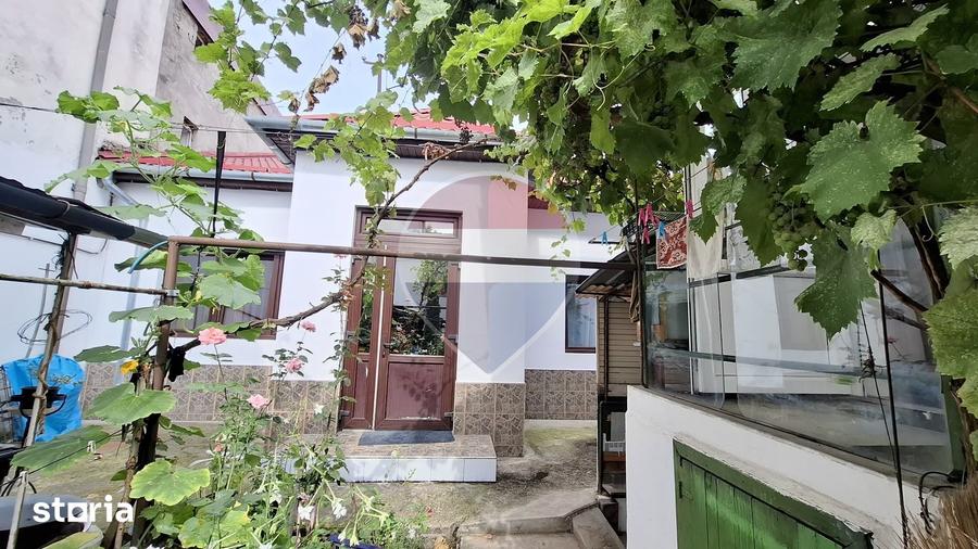 Casă cu 2 camere decomandat cu Teren 36 Mp în Central