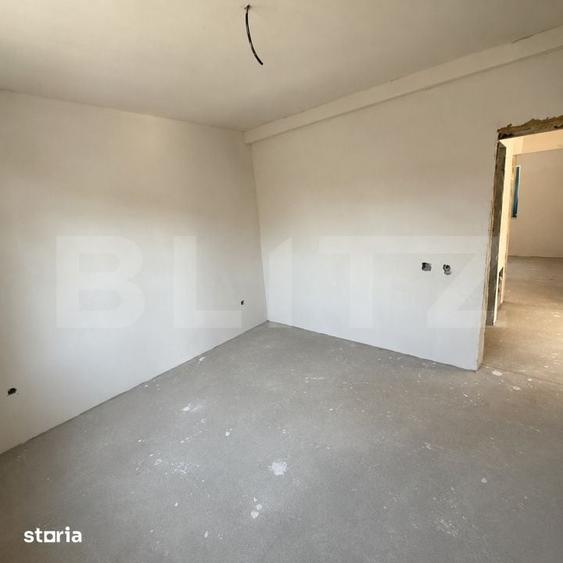 Casă cu 3 camere cu Teren 220 Mp în Malu Mare