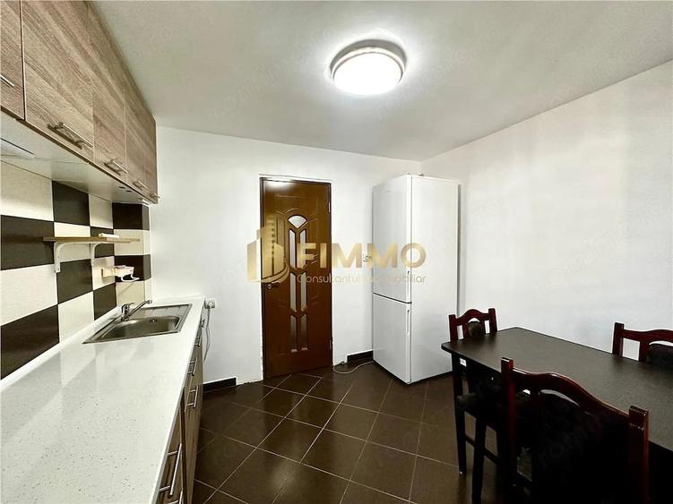 Apartament cu 3 camere decomandat în Poieni-Suceava