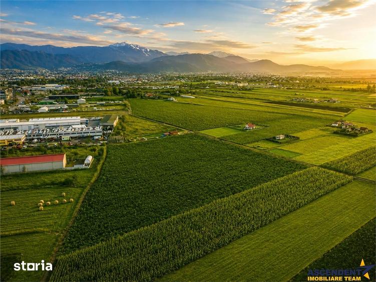 Film!Potential rezidentialinvestitional, 5.000 mp intravilan,privelist - 1