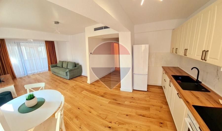 Apartament cu 3 camere decomandat, mobilat în Timpuri Noi