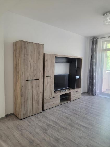 Apartament cu 2 camere semidecomandat în Popoveni