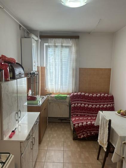 Apartament cu 2 camere decomandat în Exterior Vest