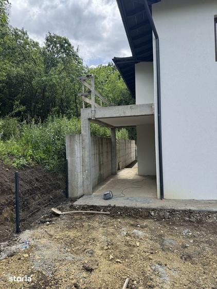 Casă cu 4 camere cu Teren 500 Mp în Apahida