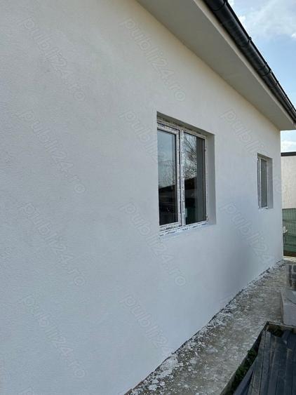 Casă cu 3 camere cu Teren 300 Mp în Corbu