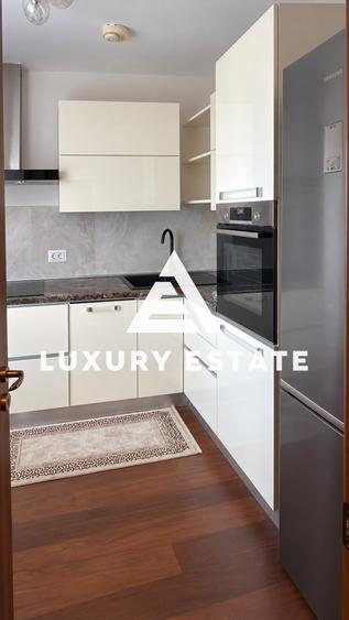 Apartament cu 3 camere semidecomandat în Herăstrău