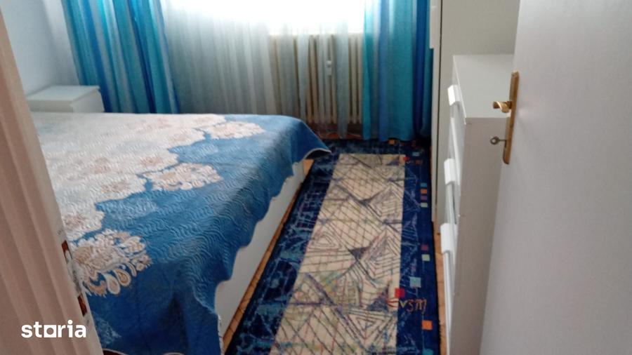 Apartament cu 2 camere semidecomandat în Grivița