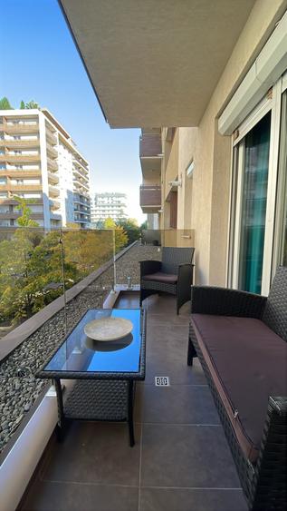 Apartament cu 2 camere decomandat, mobilat în Tractorul