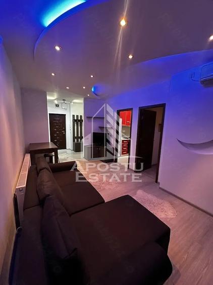 Apartament cu 2 camere semidecomandat, mobilat în UTA