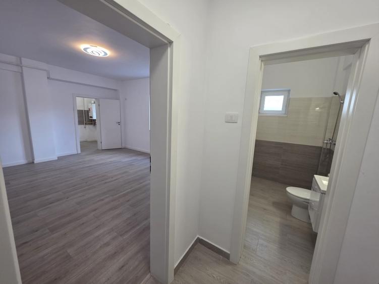 BLOC NOU apartament cu 1 camera 35.4m² de vanzare, FINALIZAT , ZONA CENTRALA Pod - 7