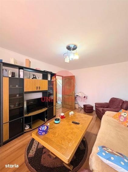 Apartament cu 2 camere decomandat, mobilat în City Park Mall