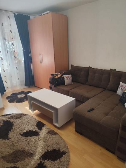 Garsonieră decomandată în Exterior Vest