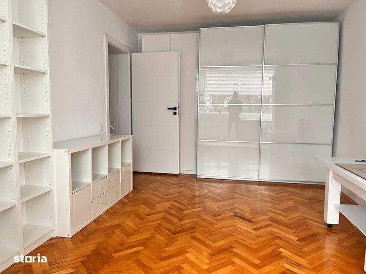 Apartament cu 3 camere în Plopilor