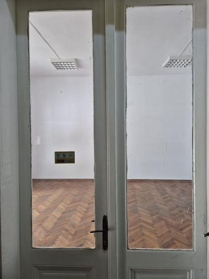 Spațiu comercial, de 35 mp, în Exterior Vest