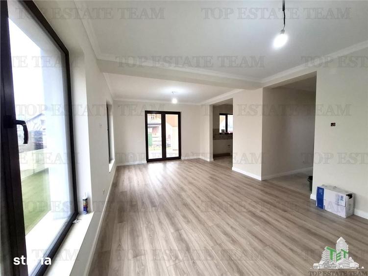 Casă cu 5 camere cu Teren 600 Mp în Central