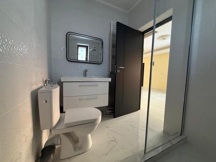Casă individuală cu 3 camere cu Canalizare în Clinceni