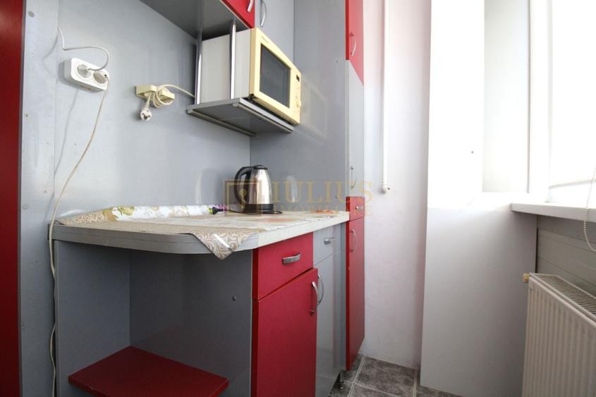 Apartament cu 2 camere decomandat, mobilat în Aradului