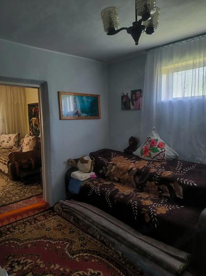 Casa 5 camere + anexe, mobilata, teren 400 mp Balaneasa, Bacau - 1