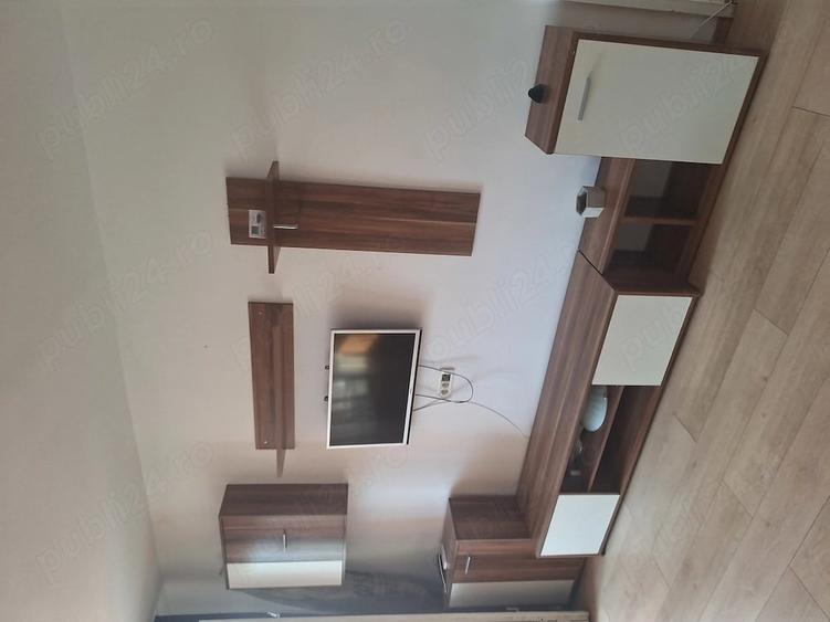 Apartament cu 2 camere semidecomandat în Brotăcei